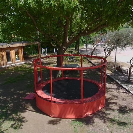 Camping Le Chassezac Sampzon Kültér fotó