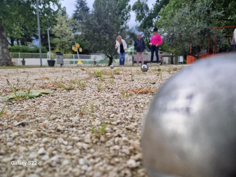 Camping Le Chassezac Sampzon Kültér fotó
