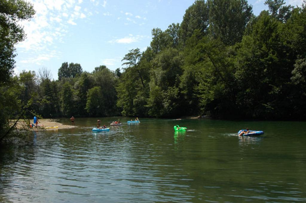 Camping Le Chassezac Sampzon Kültér fotó